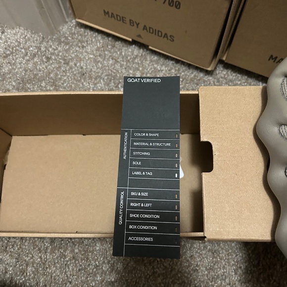 Yeezy 450 Stone Flax - Picture 4 of 5